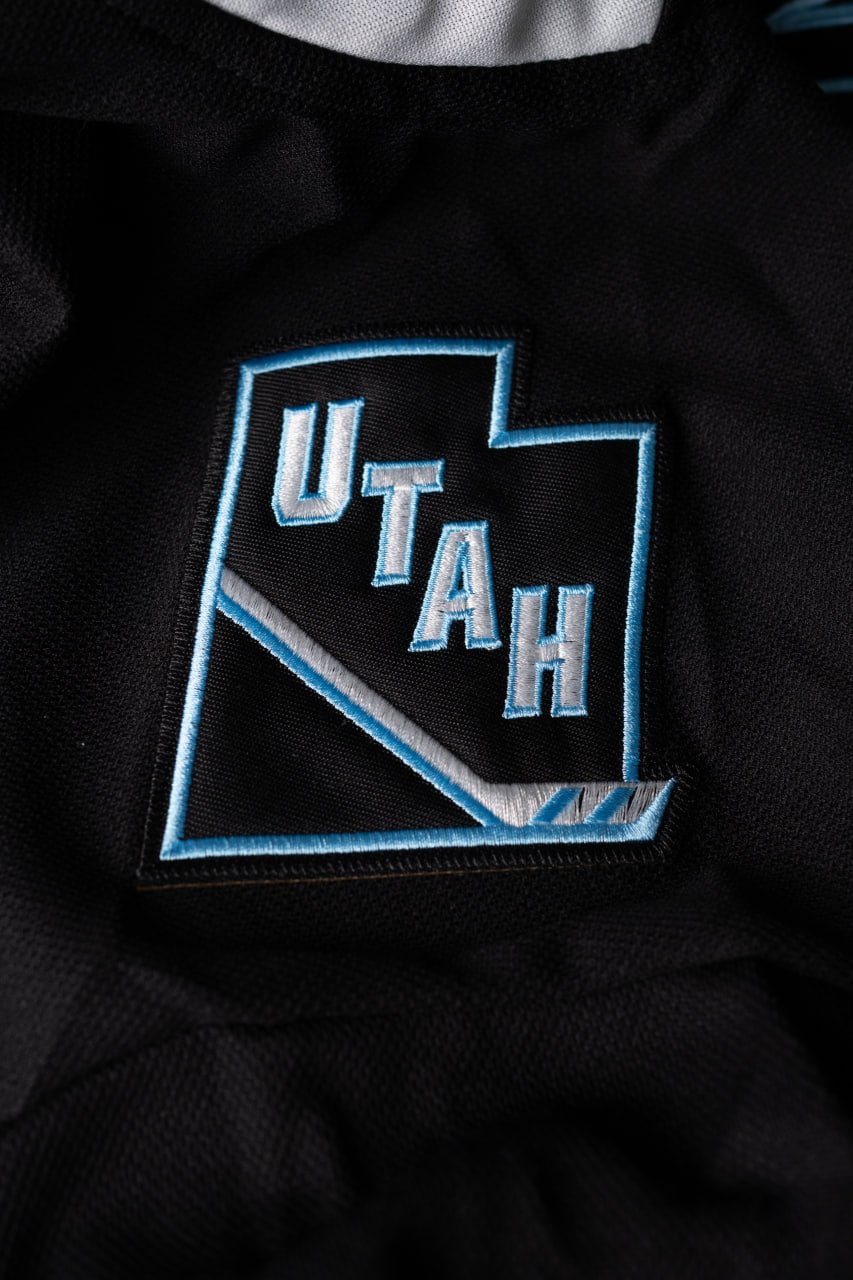 Utah Mammoth Black Home